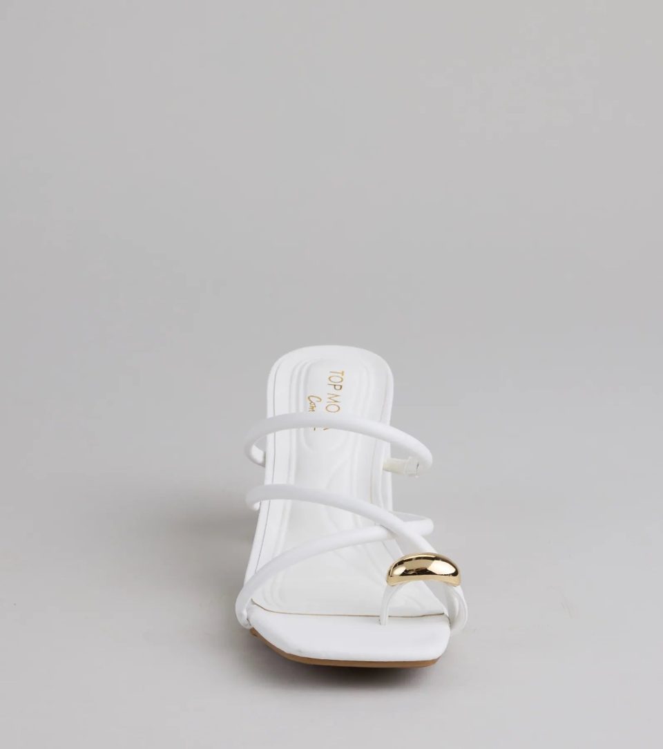 Walking Pretty Toe Ring Heels