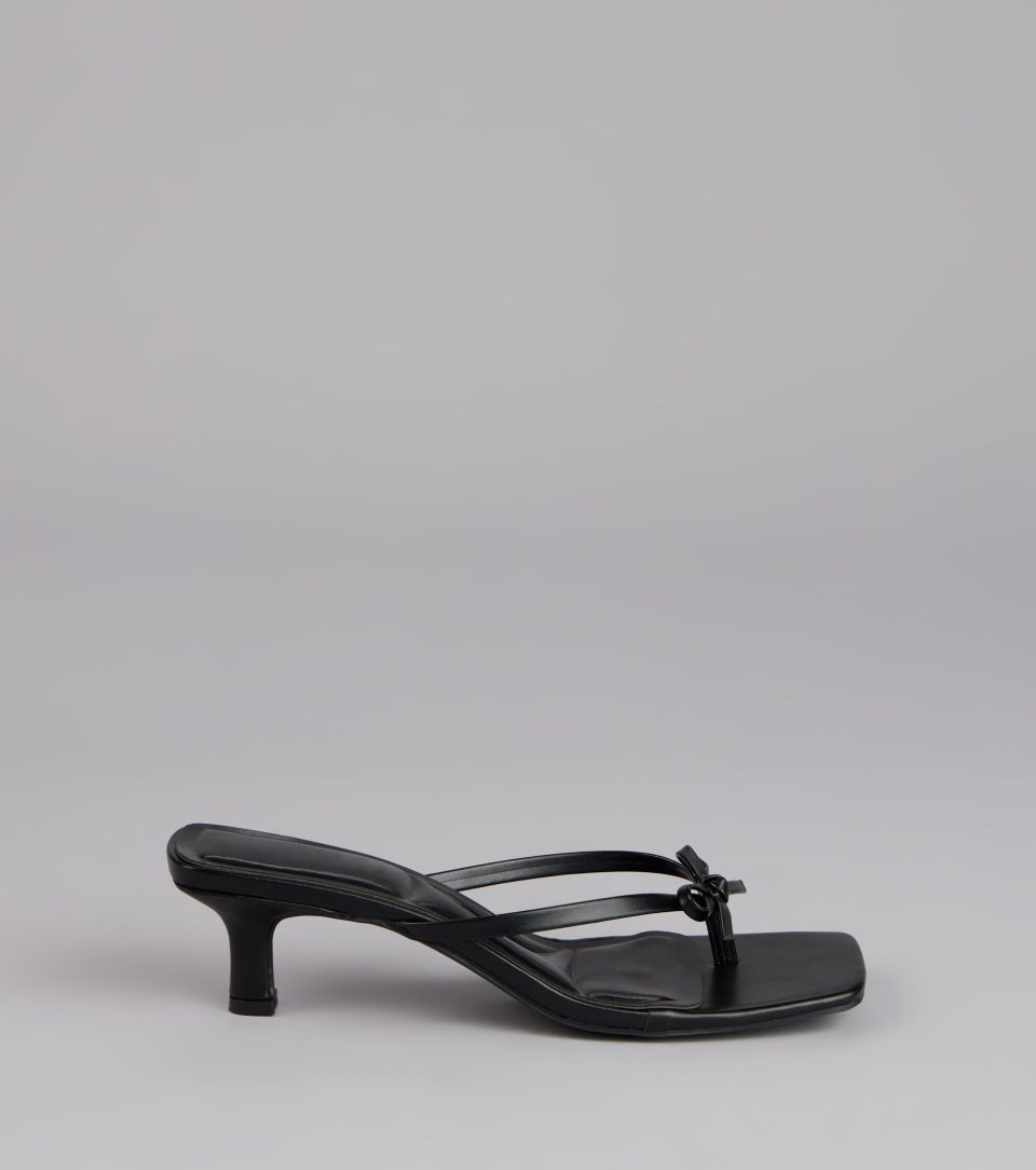 Play Nice Bow Thong Heels