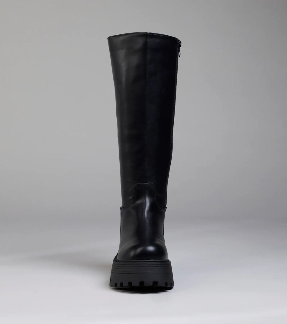 Edgy Essential Platform Lug Boots